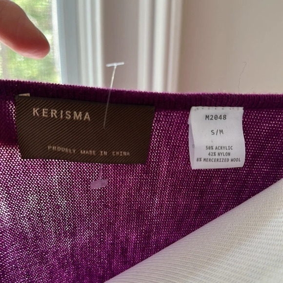 Keri ska Drop Shoulder Sweater, Size S/M. EUC - Picture 9 of 9